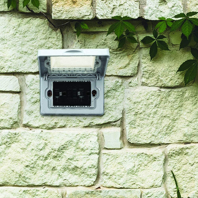 20 Amp Self-Test Tamper and Weather Resistant GFCI Outlet